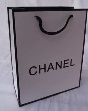 ПАКЕТЫ БУМАЖНЫЙ ПОДАРОЧНЫЙ CHANEL 24,5*20*10